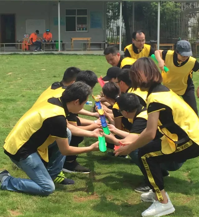 “向梦想出发” bti体育销售团建活动完善绽放